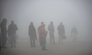 پنجاب میں پھر آلودگی بڑھ گئی، ملک کے کئی علاقوں میں برفباری متوقع