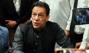 این اے 122: عمران کے کاغذات اخلاقی پستی پر سزا کے باعث مسترد، تحریری فیصلہ