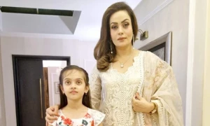 &rsquo;ڈاکٹروں نے ہمیں بتایا کہ۔۔&lsquo;، سعدیہ امام بیٹی کی بیماری کا ذکر کرتے ہوئے آبدیدہ ہوگئیں