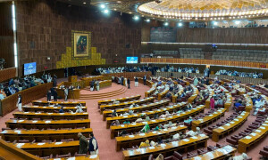 سینیٹ سیکریٹیریٹ کی الیکشن کمیشن کو انتخابی شیڈول فوری تبدیل کرنے کی ہدایت