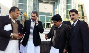 پشاور جوڈیشل کمپلیکس فائرنگ، وکلاء ہڑتال پر چلے گئے