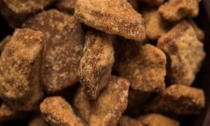 خالص گُڑ کی پہچان کیسے کریں