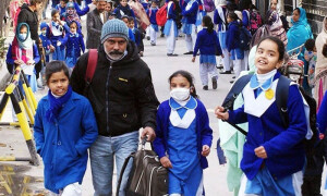 موسم سرما کی تعطیلات ختم، اسکول کل سے کھل جائیں گے