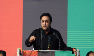 کوئی جیل سے بچنے اور کوئی جیل سے نکلنے کیلئے الیکشن لڑرہا ہے، بلاول