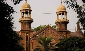 کاغذات نامزدگی مسترد کیے جانے کیخلاف عمران خان کی درخواستوں پر فیصلہ محفوظ