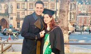 اہلیہ کے گریجویشن ڈے پر اکشے کمار کا دل گداز پیغام وائرل