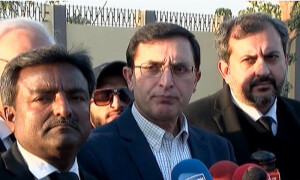 پی ٹی آئی نے ایران کو سخت جواب دینے کی حمایت کردی