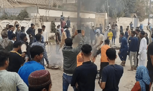 کراچی : رحمان آباد میں مکانات مسمار کرنے کی کوشش کے دوران ہنگامہ آرائی