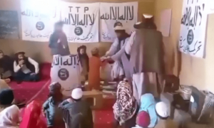کالعدم ٹی ٹی پی کے دہشتگردوں کی افغانستان میں مدرسے کی دستار بندی تقریب میں شرکت