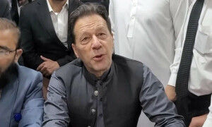 توشہ خانہ اور 190 ملین پاؤنڈ کیس: بانی پی ٹی آئی کاضمانت کیلئے ہائیکورٹ سے رجوع