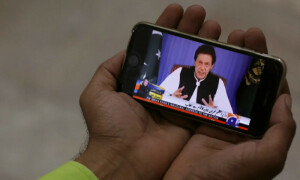 عدالت کا عمران خان کو یکساں میڈیا کوریج دینے کا حکم