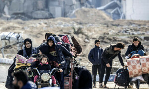 Hamas gives &lsquo;initial positive confirmation&rsquo; on truce plan: Qatar