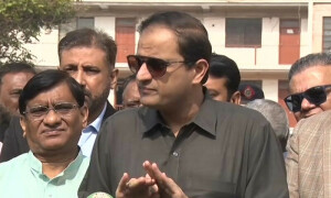 کراچی میں خوف کی فضا نہیں، بارش کے حوالے سے بلدیاتی اداروں نے کام کیا، مرتضیٰ وہاب