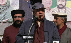 وہ کہتے ہیں یوتھ ہمارے ساتھ ہے، یوتھ تو میرے ساتھ کھڑی ہے، نواز شریف