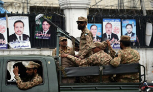 پنجاب کے مختلف شہروں میں پاک فوج کی دستوں کی تعیناتی کا عمل شروع