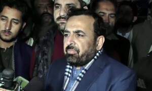 کراچی میں پولنگ سامان کی ترسیل تاحال نامکمل، سندھ میں کوئی آر او تبدیل نہیں ہوا، صوبائی الیکشن کمشنر