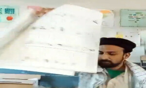 کراچی میں سیاسی جماعتوں کے ایک دوسرے پر حملوں اور دھاندلی کے الزامات
