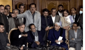 ن لیگ، پی پی، ایم کیو ایم سمیت 6 جماعتوں پر مشتمل حکومت بنانے کا اعلان