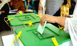 حکومت سازی کے بعد ایک اور محاذ، لاہور کے 5 حلقوں میں ضمنی انتخاب کا میدان سجے گا
