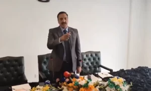 کامیاب امیدواروں کو ہرایا گیا، کمشنر راولپنڈی کا تہلکہ خیز بیان، لیاقت چٹھہ زیر حراست