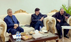 حکومت سازی: پیپلز پارٹی وفاقی کابینہ میں شمولیت کیلئے راضی، وزیراعلیٰ بلوچستان بھی نامزد کردیا