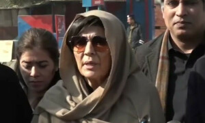 عمران نے دھاندلی پر بی جے پی کی مثال دی، امید ہے سپریم کورٹ بھارت کی طرح انصاف دے گی، علیمہ خان
