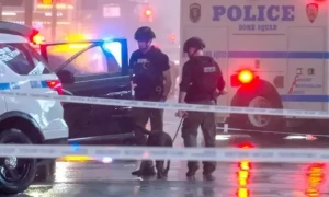 Times Square evacuated after bomb found in cab