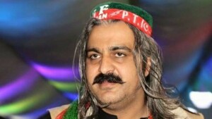 علی امین گنڈا پور کا وزیراعظم کی حلف برداری میں شریک نہ ہونے کا فیصلہ