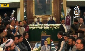 خیبرپختونخوا کے نومنتخب وزراء کو محکمے دیے جانے میں انتظامی سستی