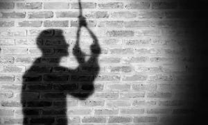 سود کے پیسے ادا نہ کرپانے پرنوجوان کی خودکشی
