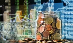 انٹربینک اور اوپن مارکیٹ میں ڈالر کی قدر میں کمی