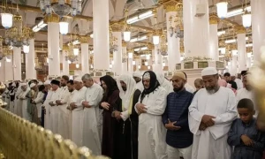 مسجد نبوی میں ہجوم کو کنٹرول کرنے کیلئے خواتین اہلکار تعینات ہوں گی