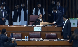 صدارتی انتخاب : جے یو آئی اور جماعت اسلامی کا بائیکاٹ، متحدہ نے ووٹ دیدیا