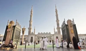 Pilgrims can learn about capacity status of Prophet&rsquo;s Mosque via online app