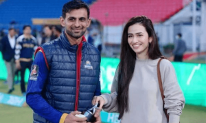 &rsquo;دونوں نے نکاح کیا ہے، انہیں تنہا رہنے دیں&lsquo; شعیب کی پوسٹ پر صارفین کا ردعمل