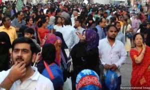 بھارتی شرح پیدائش کم، آبادی گرنے کا امکان