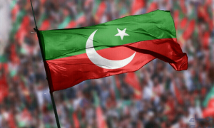 پی ٹی آئی، مخصوص نشستوں کے اراکین سے حلف لینے کا فیصلہ کل سپریم کورٹ میں چیلنج کرے گی