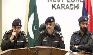 ڈکیتی میں شہری کو قتل کرنیوالا ڈاکو پولیس نے مقابلے میں مار دیا، 8 رکنی گینگ گرفتار
