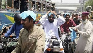 کراچی میں شہریوں کو غیر ضروری باہر نہ نکلنے کا مشورہ