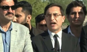 بلب کے ذریعے عمران خان کی ملاقات ریکارڈ کی گئی، شیرافضل مروت