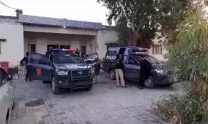گھوٹکی میں سفاک باپ کی بیٹیوں پرفائرنگ ایک بیٹی جاں بحق، 2 زخمی