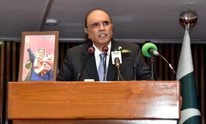 Pakistan needs leaders to move on from polarisation to politics, Zardari tells MPs