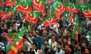 کراچی: ریلی کی اجازت نہ ملنے پر احتجاج، پی ٹی آئی کے 7 کارکنان گرفتار