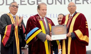 اعزازی ڈگری کیا ہوتی ہے اور کون اس کے اہل ہوتے ہیں؟