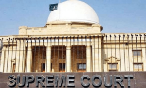 سرکاری پلاٹ کی ملکیت کا تنازع: میئر کراچی سپریم کورٹ میں پیش