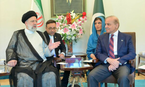 پاکستان اور ایران کا تجارتی حجم 10 ارب ڈالر تک بڑھانے پر اتفاق