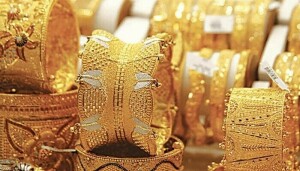 پاکستان میں سونے کی قیمت میں ہوشربا کمی