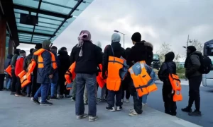 UK police arrest three over migrants&rsquo; deaths in Channel