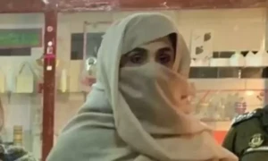 &lsquo;Nothing wrong&rsquo;: IHC disposes of Bushra&rsquo;s petition over poisoning fear