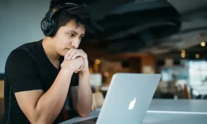 انگریزی سیکھنا اور بولنا اب مزید آسان، گوگل نے &rsquo;اسپیکنگ پریکٹس&lsquo; فیچر متعارف کرادیا